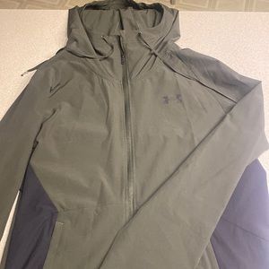 Men’s windbreaker jacket